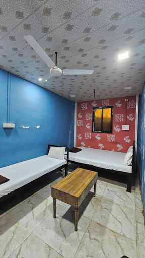 Room 3, Tanaji Residency, Mumbai Suburban