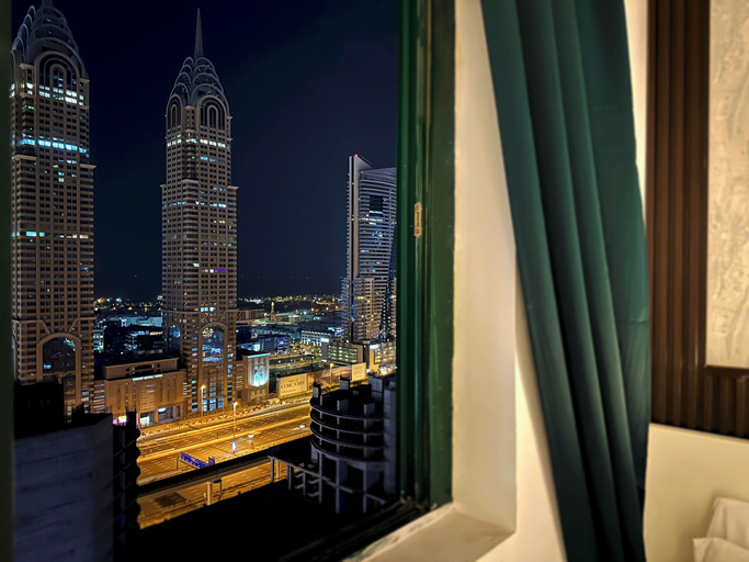 Room 3, Fantastic Partition Room in Tecom, Dubai