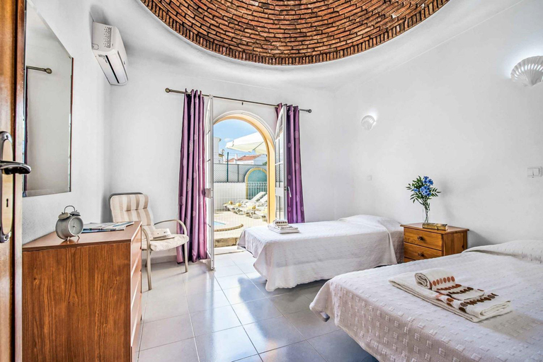 Bedroom 2, Villa Arines, Albufeira