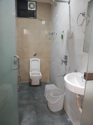Bathroom 5, Hotel Keshav, Nagpur