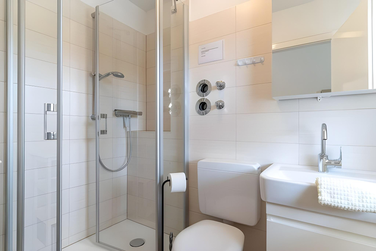 Bathroom 3, Ferienwohnung, St. Peter-Ording, Nordfriesland