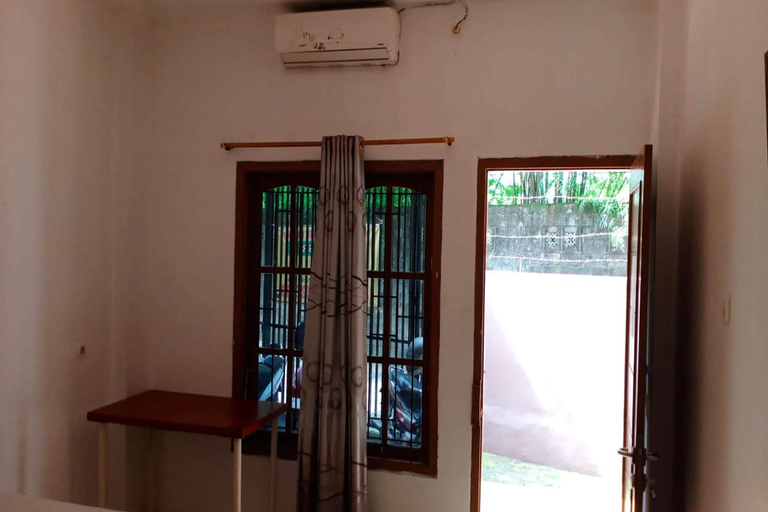Room 4, OYO 95097 Griya Asri Guest House, Sleman
