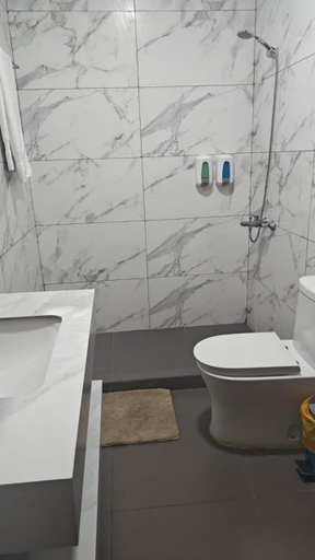 Bathroom 4, Venue 360, Western Urban