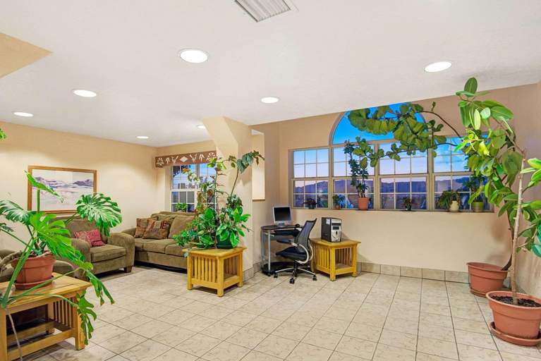 Public Area 2, Microtel Inn & Suites by Wyndham Albuquerque West, Bernalillo