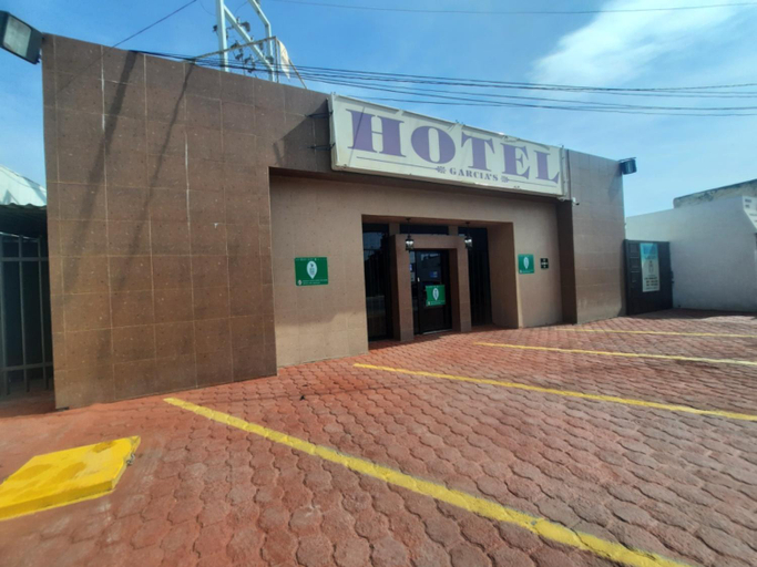 Exterior view, García's Suites y Hotel Villegas, Linares