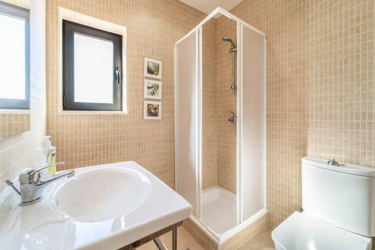 Bathroom 3, Villa Catarino, Albufeira