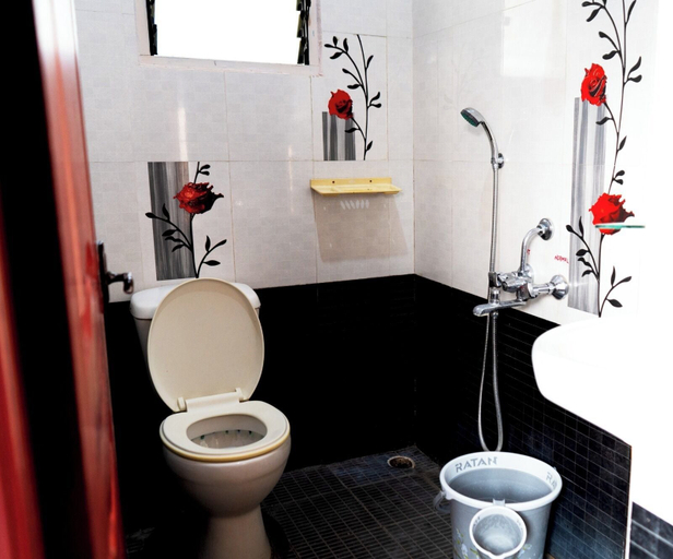 Bathroom 2, BGF RESIDENCY - COTTAGE, Coimbatore