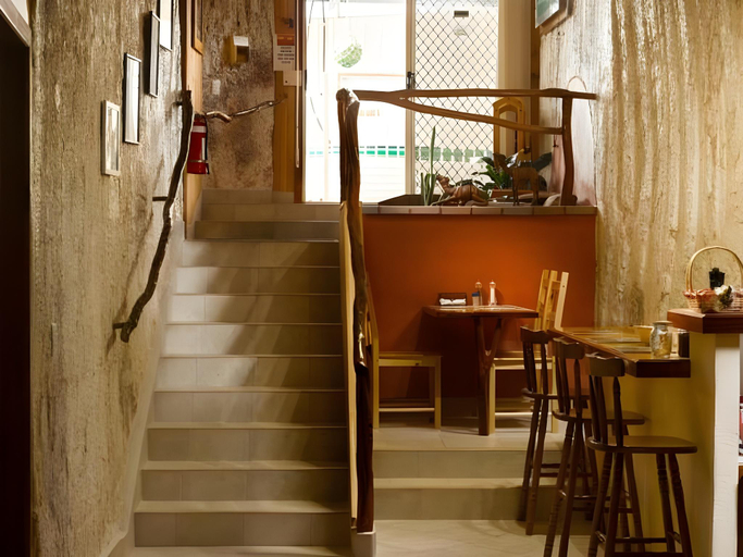 Food & Drinks 5, Down to Erth Bed and Breakfast, Coober Pedy