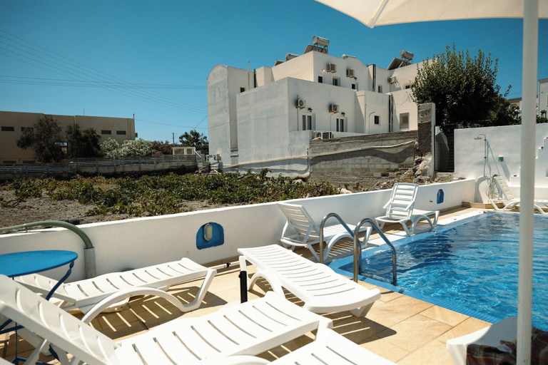Pool 2, Ptolemeos Pension, South Aegean