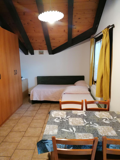 Bedroom 2, Al Fogolar, Udine