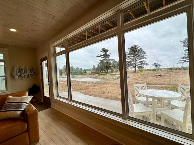 Interior, Del Mar Dunes, Crow Wing