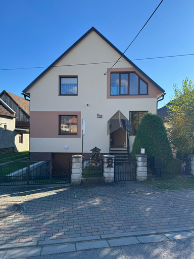 Exterior view 2, Ubytovanie v sukromi 85 suteren, Ružomberok