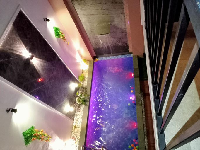 Others 5, Malang Villas, Malang