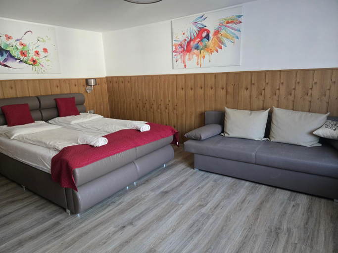 Others 5, Aspen, Bielsko