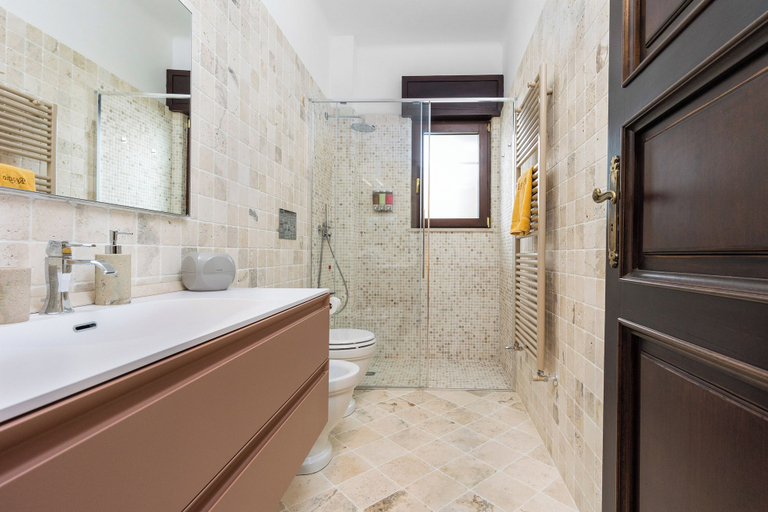 Bathroom 4, Reggio Suite Luxury B&B, Reggio Di Calabria