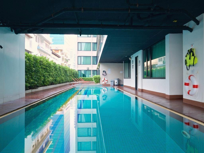 Others 3, Vic3 Bangkok, Phaya Thai