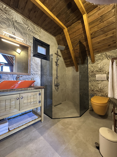 Bathroom 3, ÖTÜKEN DAĞ EVLERİ, Akçaabat