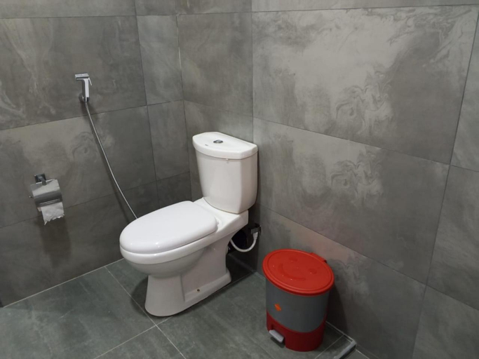 Bathroom 2, Thilina Homestay, Dambulla