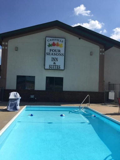 Pool 4, Cassville Four seasons inn & suits, Barry