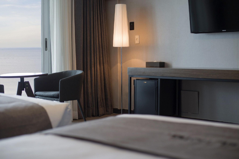 Bedroom 2, EL Hotel, Yangyang