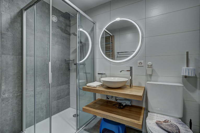 Bathroom 4, App Savoleyres, Martigny