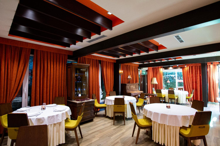 Food & Drinks 5, Hotel Sokrat, Tirana