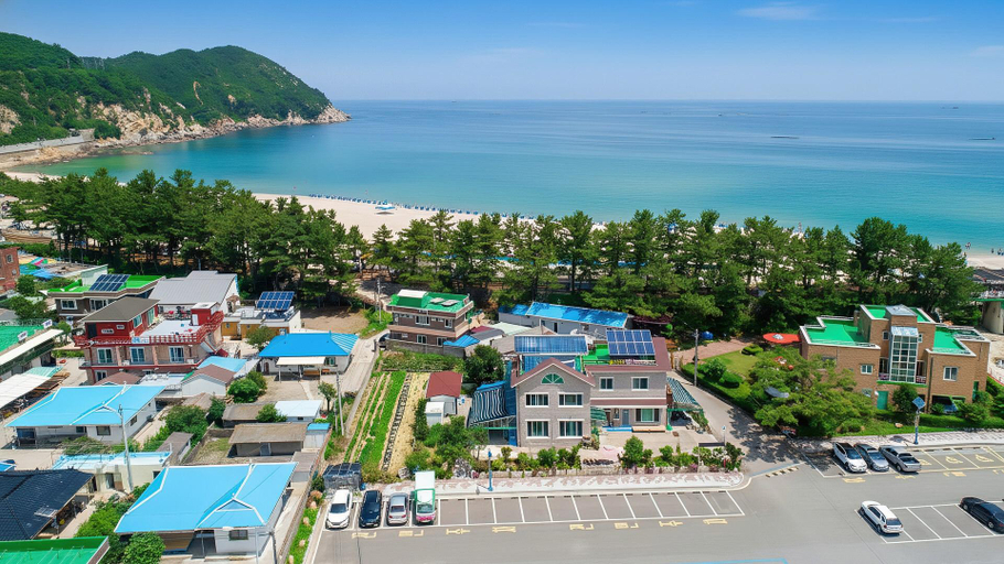 Exterior & Views 4, Samcheok Sol Beach Pension, Samcheok