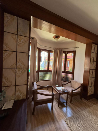 3, Laavanya Inn, Gandaki