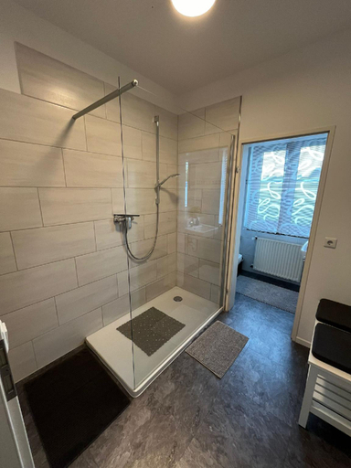Bathroom 3, Ferienwohnung bei Jennifer, Gütersloh
