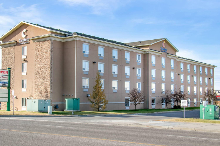 Exterior & Views 1, Comfort Inn & Suites Airdrie, Division No. 6
