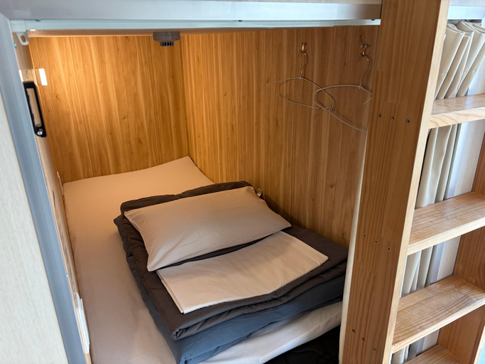 Bedroom 5, KOREGA Hostel Osaka Namba - Hostel, Osaka