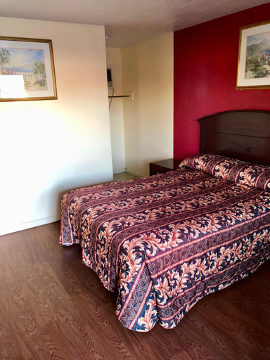 Bedroom 3, Cajun Inn Motel, Lafourche
