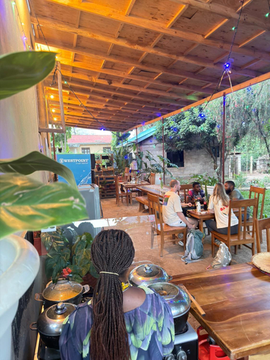 Food & Drinks 3, Sophie Homestay, Moshi Urban