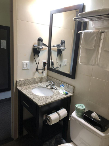 Bathroom, The Vue Inn Brooklyn, New York