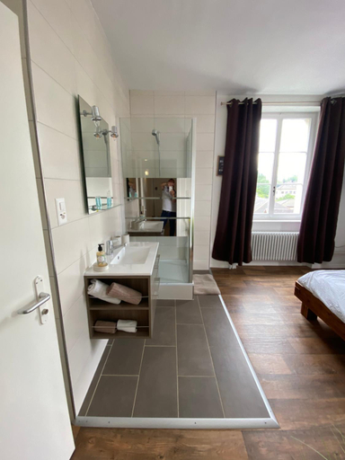 Bathroom, Hotel de la Gare HG, Porrentruy