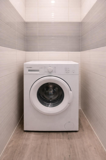 Bathroom 4, Comfort 66 Large Family City Home, Miskolci