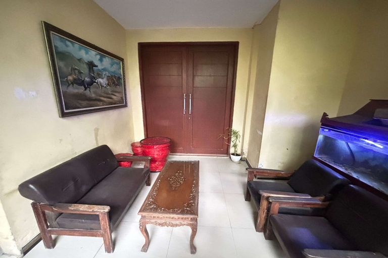 Reception 3, OYO 95097 Griya Asri Guest House, Sleman