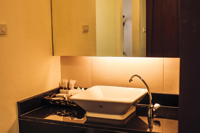 Bathroom 4, Al's Resort, Ko Samui