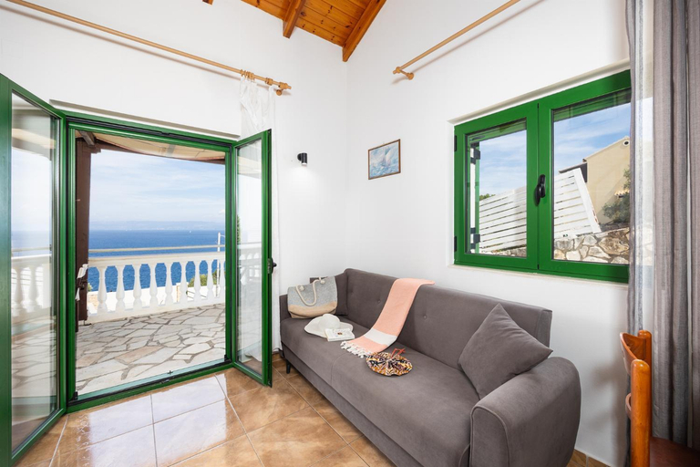 Others 5, Villa Martha, Ionian Islands