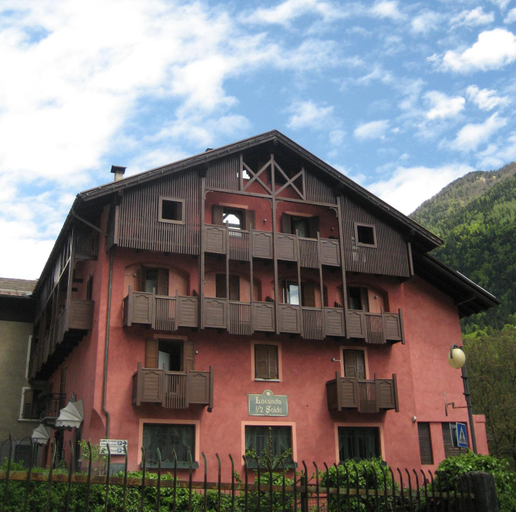 Exterior & Views 1, Albergo Locanda Mezzosoldo, Trento
