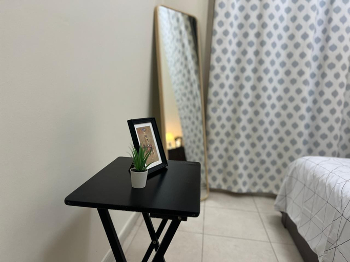 Room 3, Beautiful Bedroom in AlBarsha Near Metro, Dubai