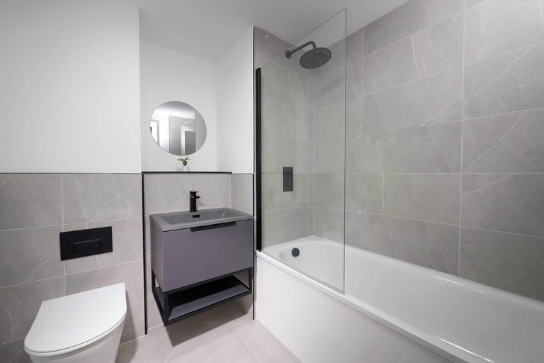 Bathroom 2, M16 Urban Green, Manchester