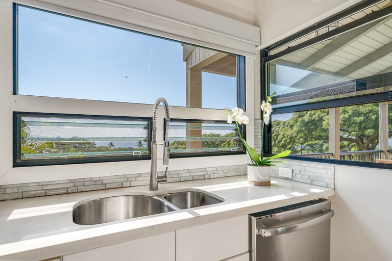 Interior 3, Extraordinary Molokini Views, Spectacular Renovation, New Split AC, Ocean Views!, Maui