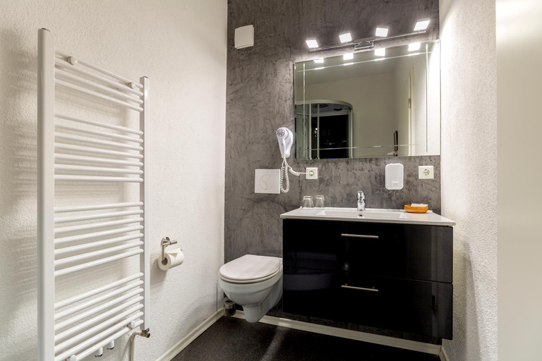 Bathroom 3, Pension Am Pollingpark, Dessau-Roßlau