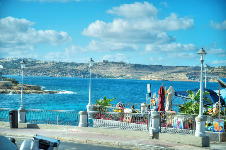 View from property, Seafront Sea View Maisonette with Yards, Saint Paul's Bay