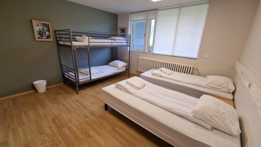 Bedroom 4, Hunavellir Guesthouse, Torfalækjarhreppur