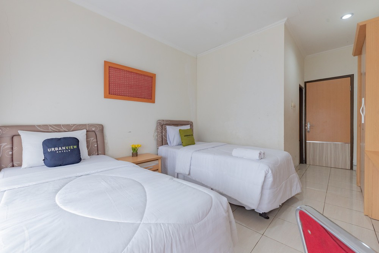Bedroom 3, Urbanview Hotel Tridaya Cisarua Puncak, Bogor