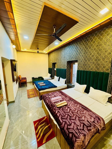 Room 5, Hotel dubey heritage, Hardwar