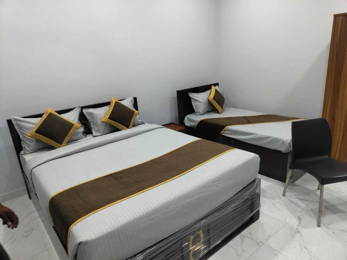 Room 2, Bluefin Rooms, Bangalore