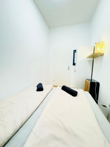 Room 5, Urban 10BR Retreat Near Rathausplatz, Wien
